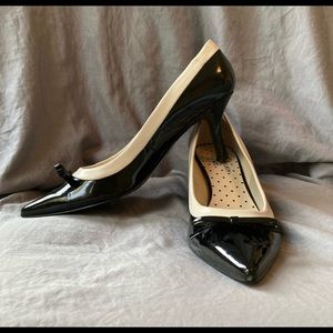 Anne Klein Iflex Kitten Heels